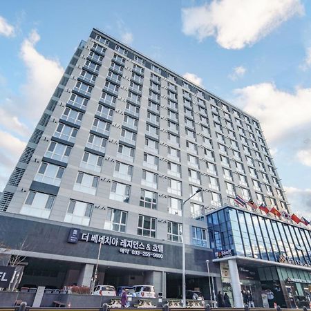 The Venezia Suite Hotel Chuncheon Exterior foto